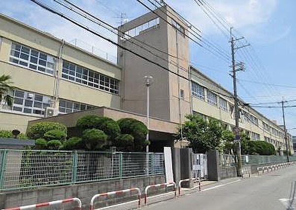 門真市立第二中学校まで1219m