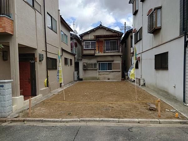 外観：327002224511