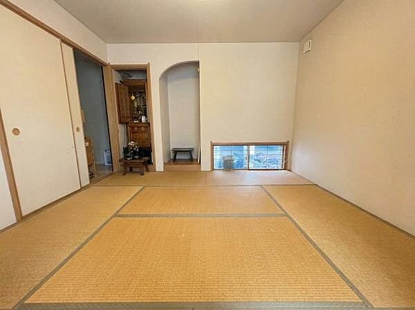 ■若江岩田駅まで徒歩7分と好立地なので、毎日の通勤や通学も快適です♪■スーパーサンコー若江岩田店まで徒歩8分と近いので、毎日のお買い物が快適です♪