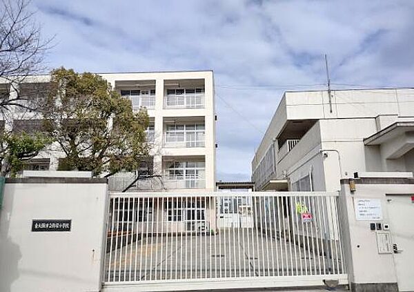 東大阪市立弥栄小学校まで944m
