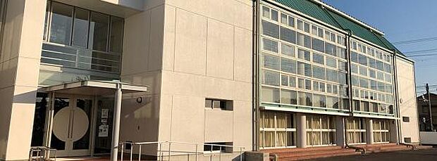 島田市立金谷小学校まで1550m