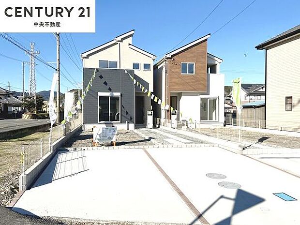 リビング、バルコニー、洋室が南向き!日当たり良好です◎(2025年12月28日撮影)