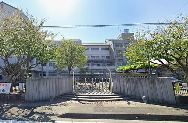 藤枝市立大洲中学校まで940m
