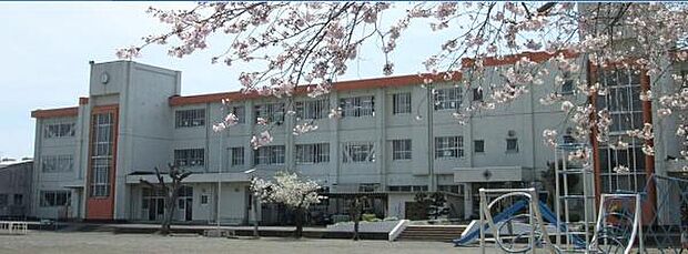 島田市立島田第五小学校まで620m