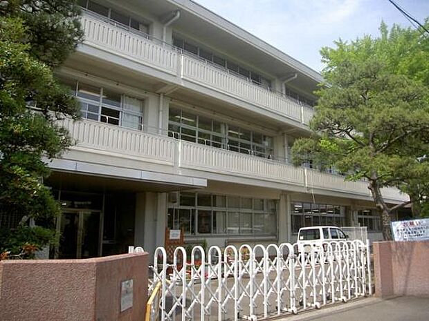 焼津市立小川小学校まで1190m