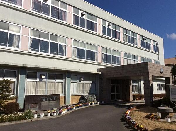 島田市立島田第四小学校まで1540m