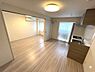 リビング/ダイニング：掲載の室内写真は、売主様が居住中のため、CG加工により家具・調度品等を消去しております。実際の間取りの広さや形状を把握しやすくするための加工であり、現況と異なる場合は現況を優先いたします。