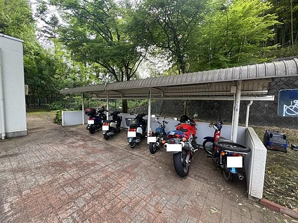 バイク置場