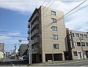 クラウン北10条 5階 築31年8ヶ月の賃貸物件