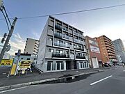 バスセンター前駅より徒歩7分 築4年8ヶ月 5階建の賃貸物件