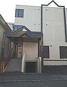 平岸駅より徒歩10分 1階 築33年11ヶ月の賃貸物件