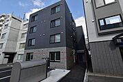 新道東駅より徒歩8分 1階 築3年7ヶ月の賃貸物件