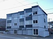 発寒南駅より徒歩59分 築31年7ヶ月 3階建の賃貸物件