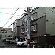 西線9条旭山公園通駅より徒歩4分 1階 築27年10ヶ月の賃貸物件