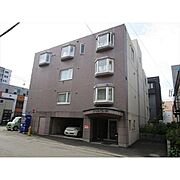 平岸駅より徒歩7分 3階 築29年2ヶ月の賃貸物件