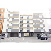 ロープウェイ入口駅より徒歩4分 4階 築7年8ヶ月の賃貸物件