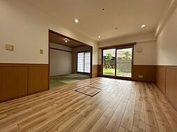 ユニハイム草津キララ・スクエア 3LDKのリビング/ダイニング