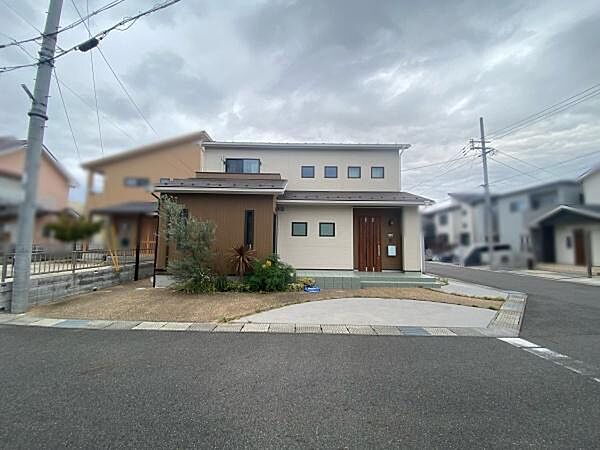 外観：325000110592