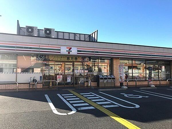 セブンイレブン野洲中主店まで940m