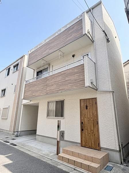 令和元11月建築の築浅戸建です。