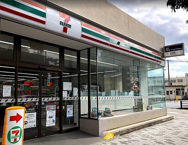 セブンイレブン大阪玉出駅東店まで186m