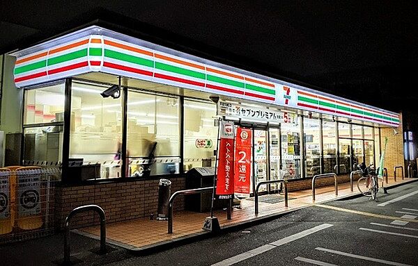 セブンイレブン大阪北加賀屋5丁目店まで766m