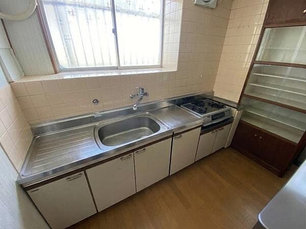 ※写真は家具消し加工しております。
