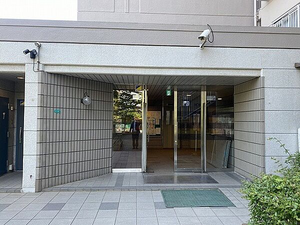 ◆清潔感溢れるエントランスです♪
