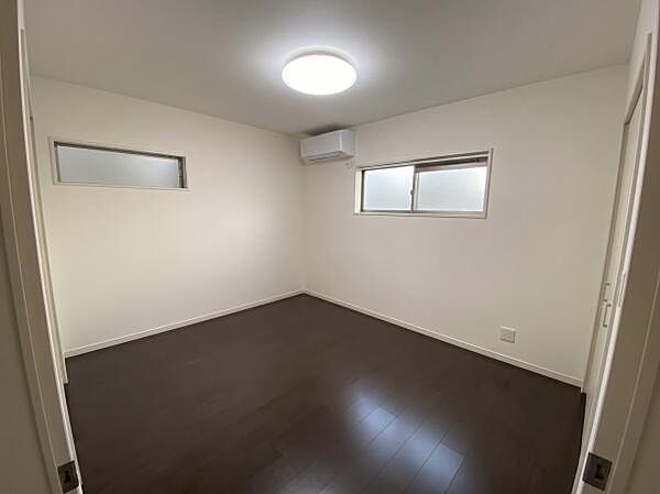 ※写真は家具消し加工しております。