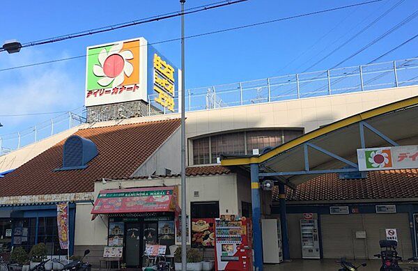 デイリーカナート住之江店まで500m