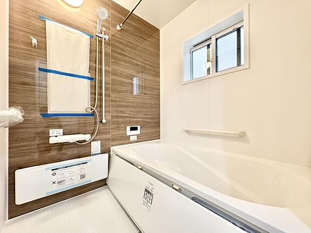 ■■一日の疲れを癒す■■癒しの空間バスルームです。天気に左右されずに洗濯物を乾かせる、浴室乾燥機&オートバス機能付きです。