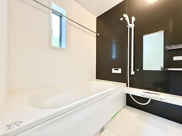 ■■一日の疲れを癒す■■癒しの空間バスルームです。天気に左右されずに洗濯物を乾かせる、浴室乾燥機＆オートバス機能付きです。