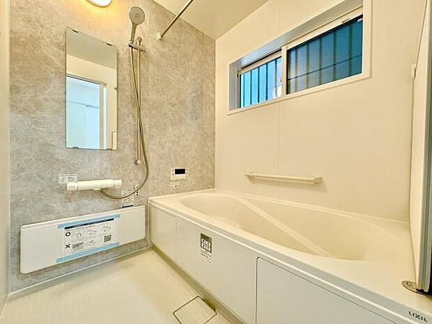 ■■一日の疲れを癒す■■癒しの空間バスルームです。天気に左右されずに洗濯物を乾かせる、浴室乾燥機＆オートバス機能付きです。