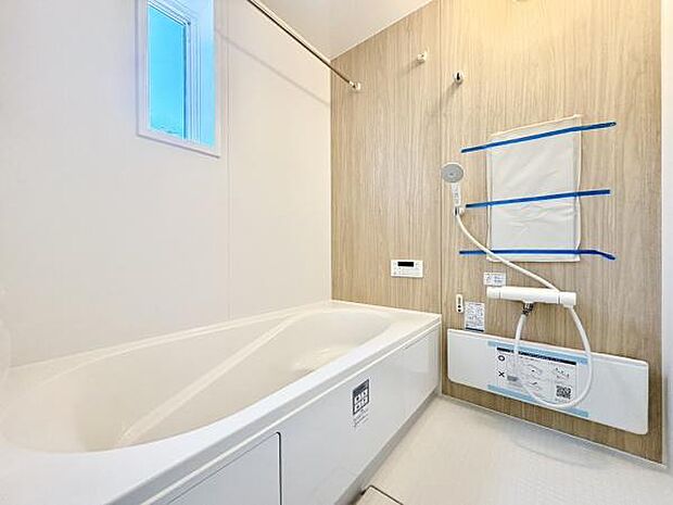 ■■一日の疲れを癒す■■癒しの空間バスルームです。天気に左右されずに洗濯物を乾かせる、浴室乾燥機＆オートバス機能付きです。