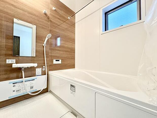 ■■一日の疲れを癒す■■癒しの空間バスルームです。天気に左右されずに洗濯物を乾かせる、浴室乾燥機&オートバス機能付きです。