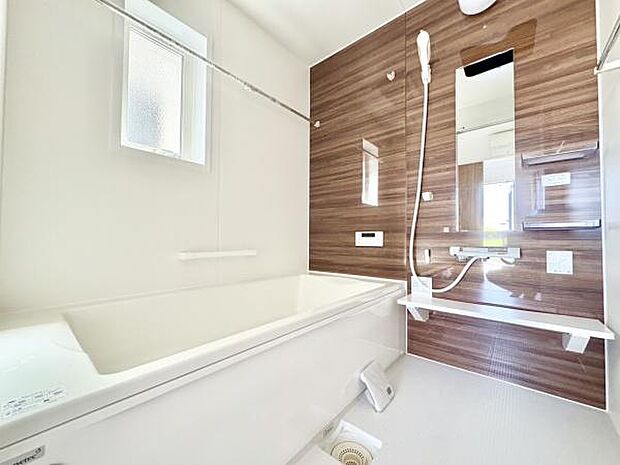 ■■一日の疲れを癒す■■癒しの空間バスルームです。天気に左右されずに洗濯物を乾かせる、浴室乾燥機＆オートバス機能付きです。