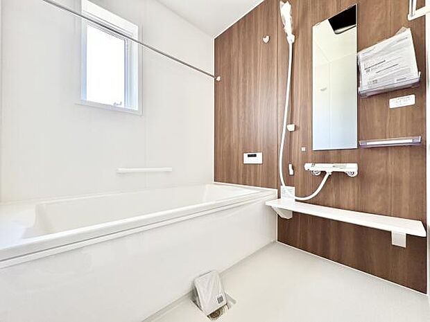 ■■一日の疲れを癒す■■癒しの空間バスルームです。天気に左右されずに洗濯物を乾かせる、浴室乾燥機&オートバス機能付きです。