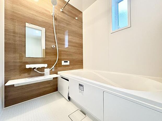 ■■一日の疲れを癒す■■癒しの空間バスルームです。天気に左右されずに洗濯物を乾かせる、浴室乾燥機＆オートバス機能付きです。