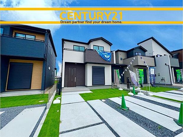 ■■駐車場■■ファミリーカーの需要が多い中、駐車場も確保いたしました。マンションとは違う敷地内駐車。ご主人様のお車のお手入れにも気合が入りますね。