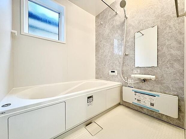 ■■一日の疲れを癒す■■癒しの空間バスルームです。天気に左右されずに洗濯物を乾かせる、浴室乾燥機＆オートバス機能付きです。