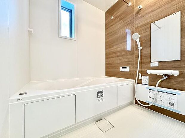 ■■一日の疲れを癒す■■癒しの空間バスルームです。天気に左右されずに洗濯物を乾かせる、浴室乾燥機＆オートバス機能付きです。