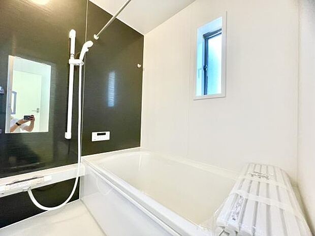 ■■一日の疲れを癒す■■癒しの空間バスルームです。天気に左右されずに洗濯物を乾かせる、浴室乾燥機＆オートバス機能付きです。