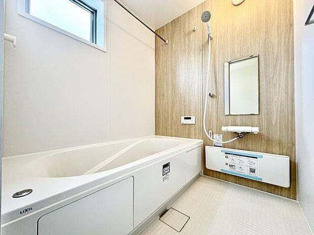 ■■一日の疲れを癒す■■癒しの空間バスルームです。天気に左右されずに洗濯物を乾かせる、浴室乾燥機&オートバス機能付きです。