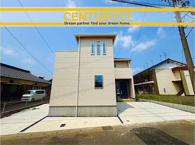 ■■駐車場■■ファミリーカーの需要が多い中、駐車場も確保いたしました。マンションとは違う敷地内駐車。ご主人様のお車のお手入れにも気合が入りますね。