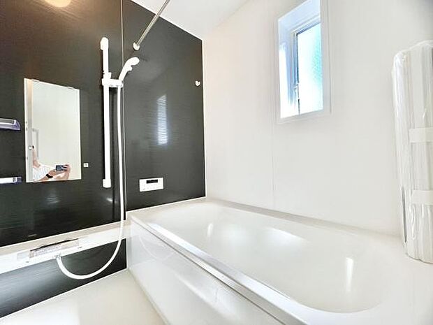 ■■一日の疲れを癒す■■癒しの空間バスルームです。天気に左右されずに洗濯物を乾かせる、浴室乾燥機＆オートバス機能付きです。