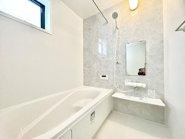 ■■一日の疲れを癒す■■癒しの空間バスルームです。天気に左右されずに洗濯物を乾かせる、浴室乾燥機＆オートバス機能付きです。