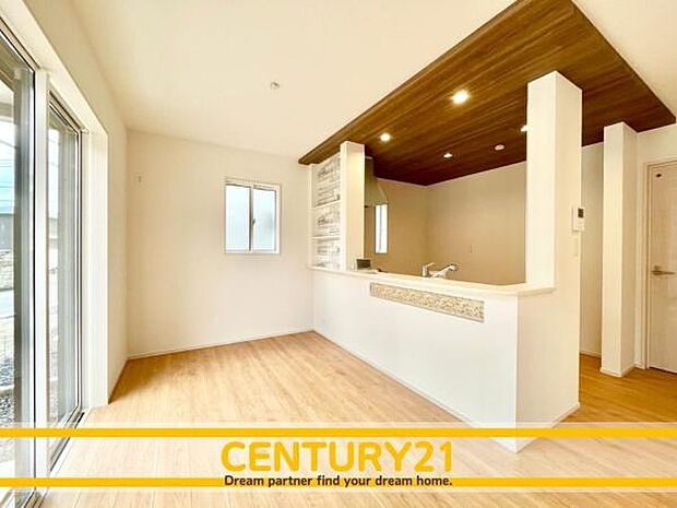 同仕様写真（リビング）