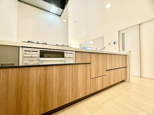 ■■キッチン■■家族や友人と味わう料理。会話を楽しみながら作りたいものですね。