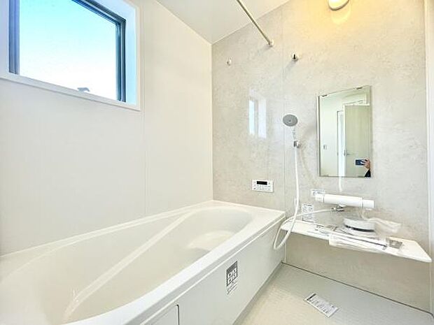 ■■一日の疲れを癒す■■癒しの空間バスルームです。天気に左右されずに洗濯物を乾かせる、浴室乾燥機&オートバス機能付きです。