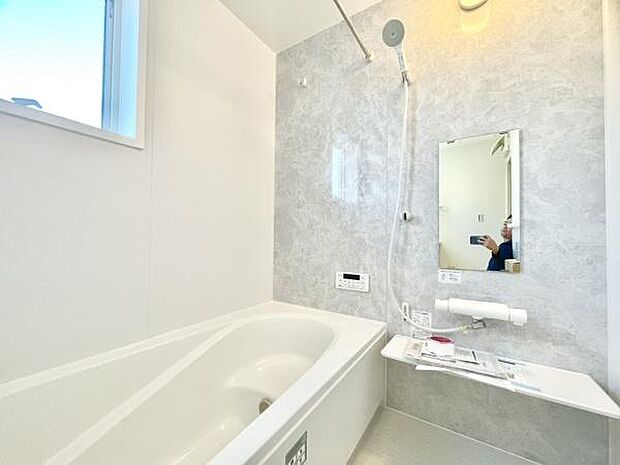 ■■一日の疲れを癒す■■癒しの空間バスルームです。天気に左右されずに洗濯物を乾かせる、浴室乾燥機&オートバス機能付きです。